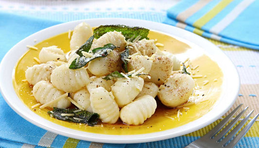 Gnocchi di Patata Rossa con Burro e Salvia